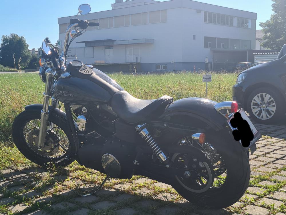 Motorrad verkaufen Harley-Davidson Dyna Street Bob Ankauf